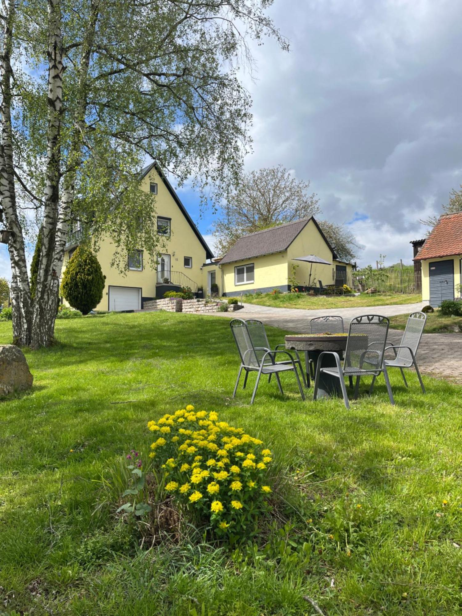 Fewo Haus Hutzelbuck In Idyllisch-Gruener Lage Naehe An Ansbach Extérieur photo